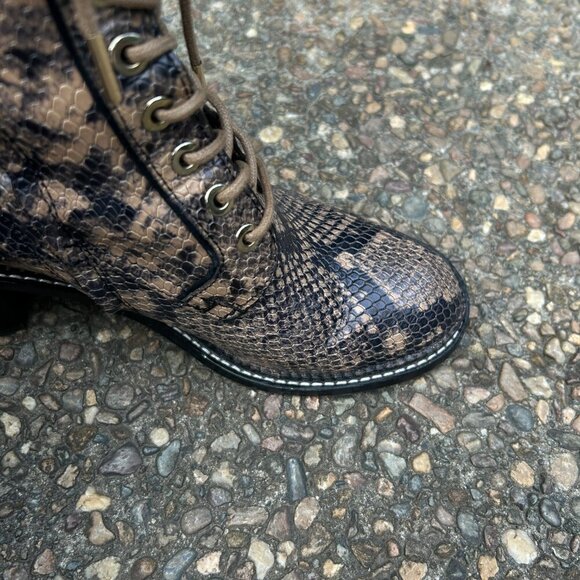 Joie Ragster Python Snakeskin Print Combat Boots in Camel Size 38 - Picture 10 of 12